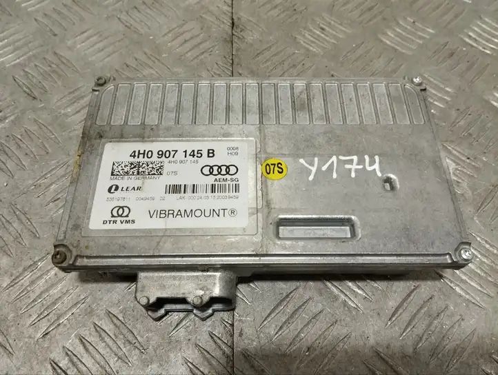 Audi A8 S8 D4 4H (2013 - 2017) 4H0907145B Блок управления подвеской — фото 1