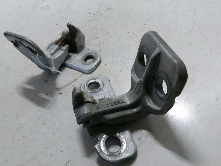 Land Rover Range Rover Evoque (2011 - 2015)  BJ32228A Комплект петель передней двери