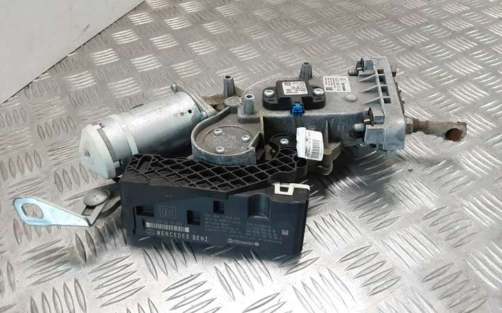 Mercedes-Benz E W212 (2009 - 2016)  A2128203742 Притягиватель задней крышки