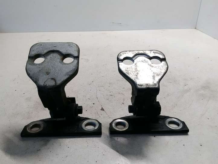 Land Rover Range Rover Evoque (2011 - 2015)  BJ32228A64AA Комплект петель передней двери