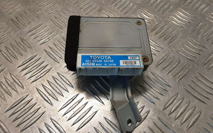 Toyota Land Cruiser (HDJ90) (1996 - 2002)  8954060100 Блок управления ABS