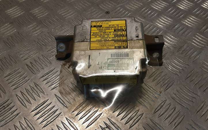 Toyota Land Cruiser (HDJ90) (1996 - 2002)  8917060090 Блок управления надувных подушек
