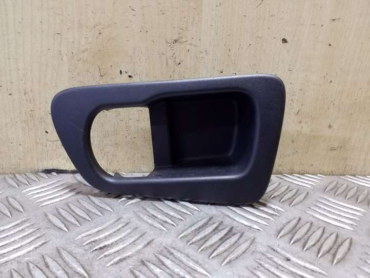 Nissan Qashqai (2006 - 2010)  82683JD00A Другая деталь отделки задний дверей