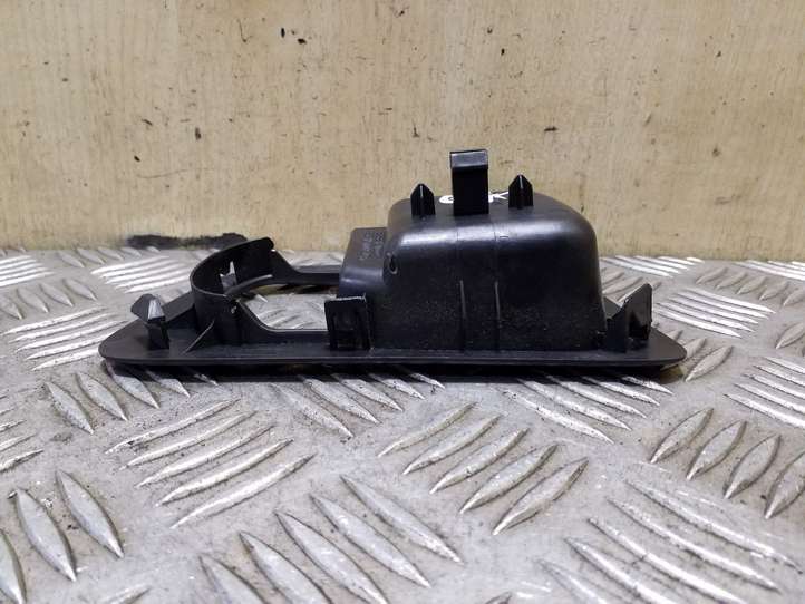 Nissan Qashqai (2006 - 2010)  82683JD00A Другая деталь отделки задний дверей