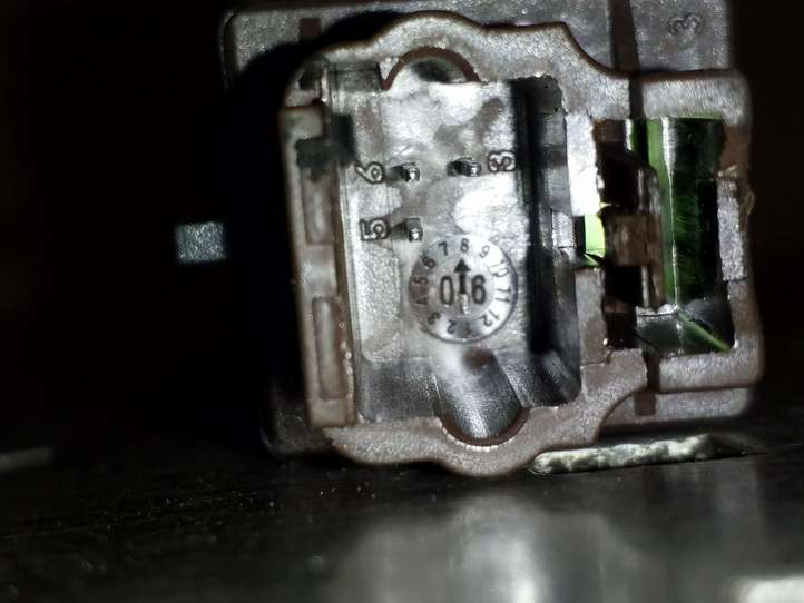 Nissan Qashqai (2006 - 2010)  25585BC600 Включатель надувной подушки для пассажира