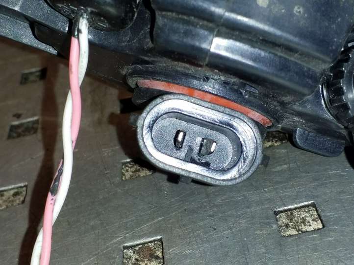 Nissan Qashqai (2006 - 2010)  89210438 Передняя противотуманная фара