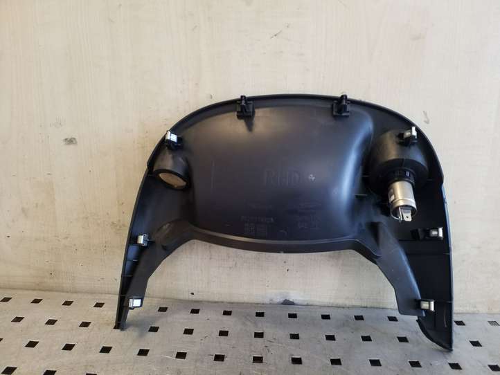 Nissan Juke I F15 (2010 - 2018)  682521KK0A Другая деталь панели