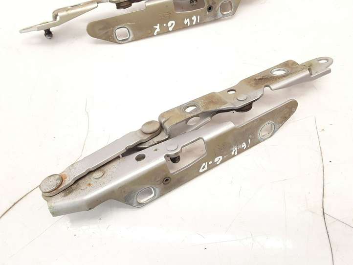 Jaguar X-Type (2001 - 2008)  MDZ Петля (петли) задней крышки