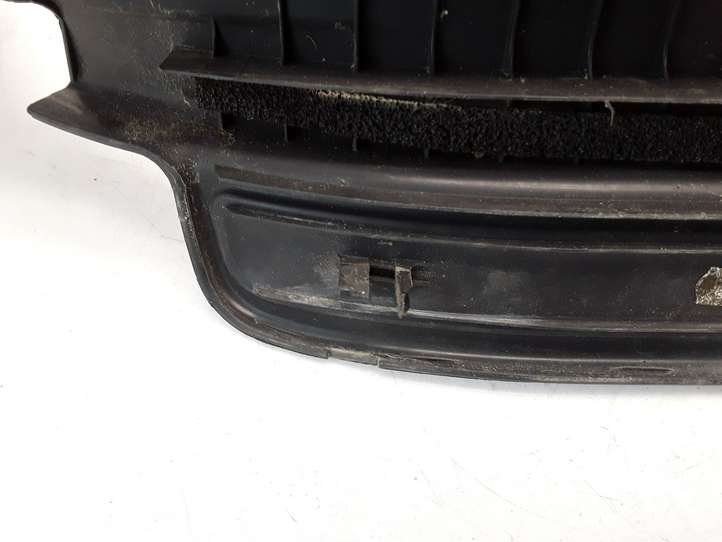 Toyota Avensis T250 (2006 - 2009)  6791805050 Отделка заднего порога (внутренняя)