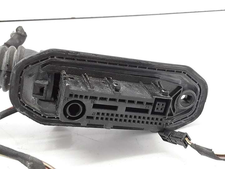BMW 5 F10 F11 (2009 - 2016)  9256002 Проводка передних дверей