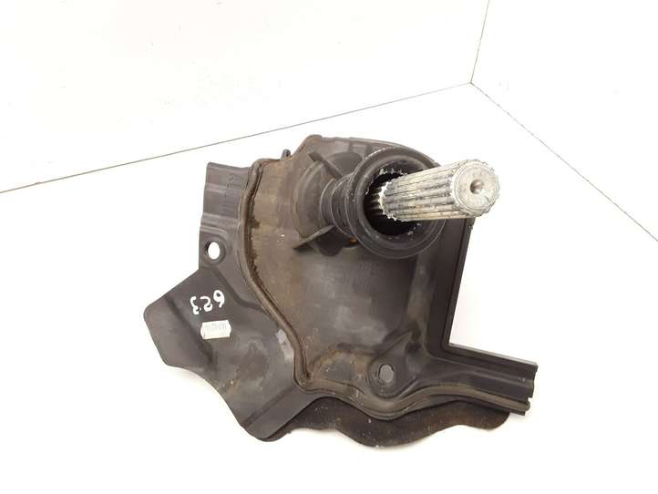 BMW 5 F10 F11 (2009 - 2016)  1056068A Крестовидная связь оси рулевого колеса