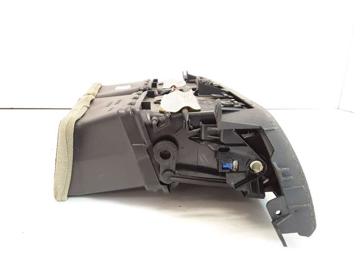 BMW 5 F10 F11 (2009 - 2016)  49166885 Центральный дефлектор