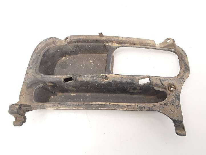 Toyota Avensis T250 (2006 - 2009)  5212805020 Нижняя решётка (из трех частей)
