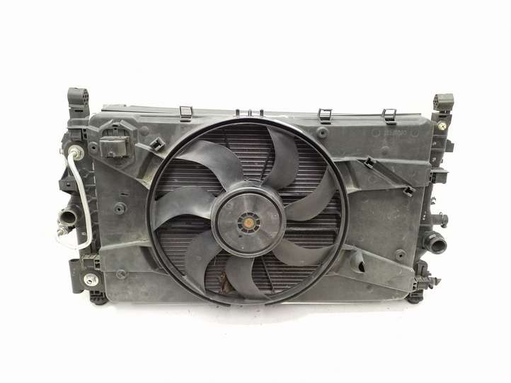 Opel Astra (2009 - 2012)  0130308454 Комплект радиаторов