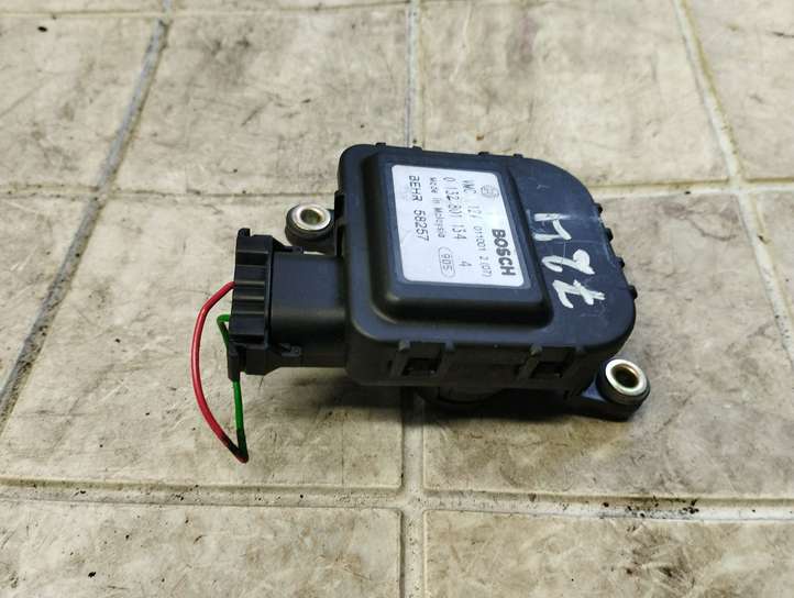 Opel Zafira (1999 - 2003)  01328011344 Двигатель задвижки потока воздуха