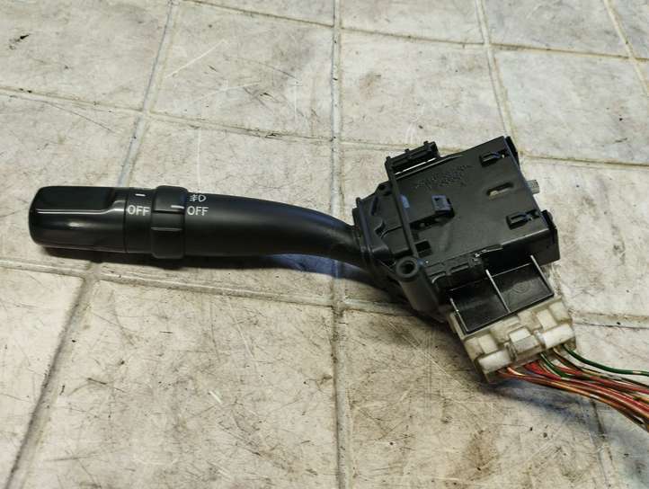 Toyota Avensis T250 (2003 - 2006)  8414005110 Ручка поворотов/ фонарей