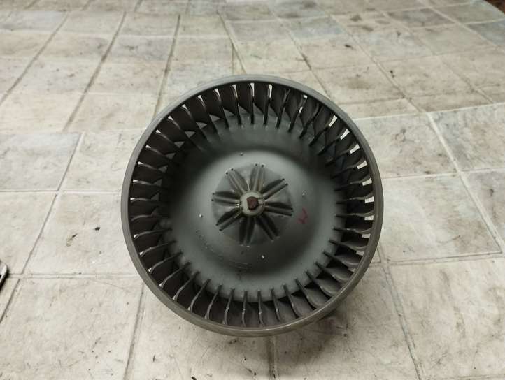 Toyota Avensis T250 (2003 - 2006)  0130101601 Вентилятор печки