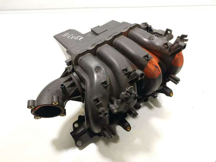 Opel Astra (2009 - 2012)  2900315249 Впускной коллектор