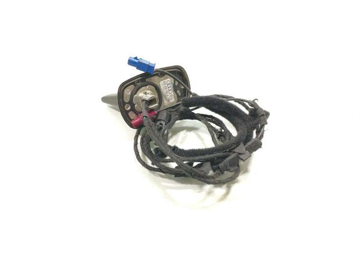 Audi A5 (2007 - 2011)  8T0035503E Антенна (антенна GPS)