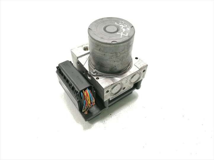 BMW X3 E83 (2003 - 2010)  3421416 Блок ABS
