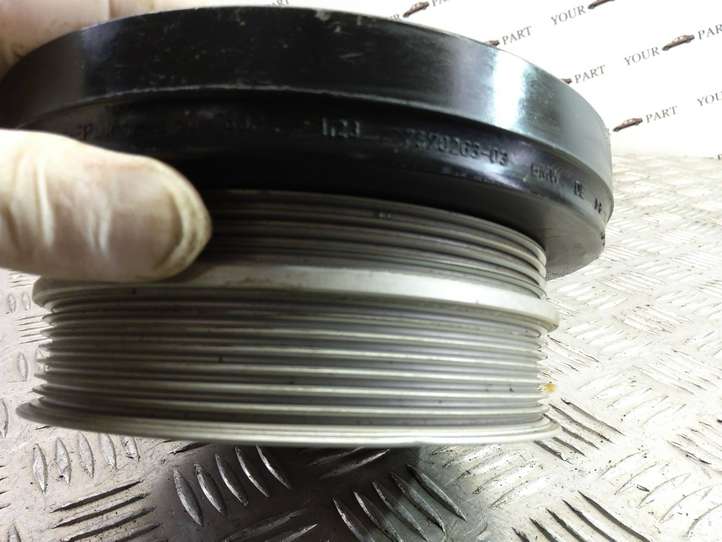 BMW 7 F01 F02 F03 F04 (2008 - 2016)  7570263 Шкив коленчатого вала