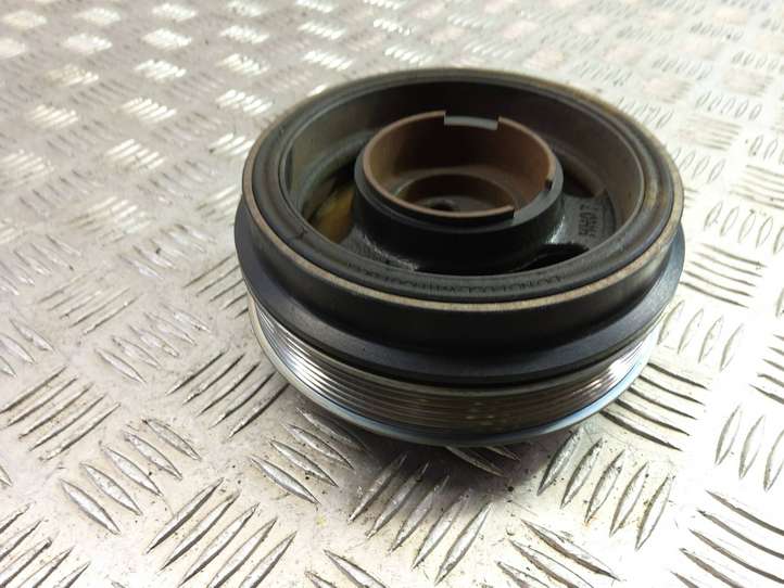 BMW X1 F48 F49 (2015 - 2022)  8602800 Шкив коленчатого вала