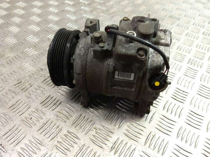 BMW X3 F25 (2010 - 2017)  9216467 Компрессор (насос) кондиционера воздуха