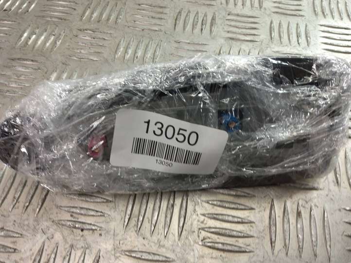 BMW 5 F10 F11 (2009 - 2016)  9141460 Антенна (антенна GPS)