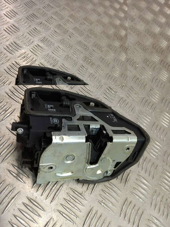 BMW 3 E90 E91 (2005 - 2012)  7060296 Замок задней двери