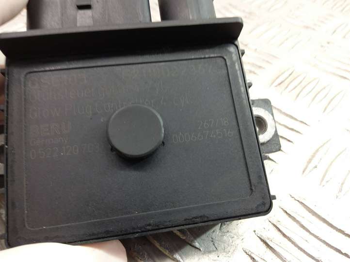 BMW 3 E90 E91 (2005 - 2012)  0522120703 Реле подогрева свеч
