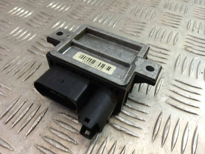 BMW 3 E90 E91 (2005 - 2012)  0522120703 Реле подогрева свеч
