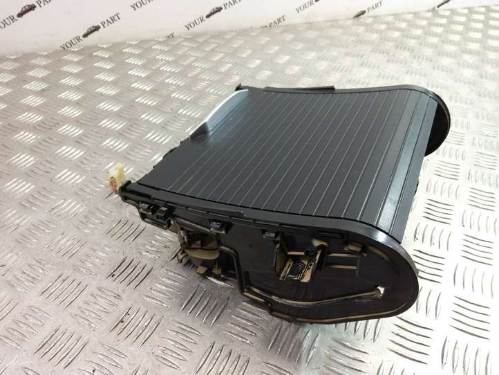 BMW X3 G01 (2018 - )  9363802 Передний держатель чашки