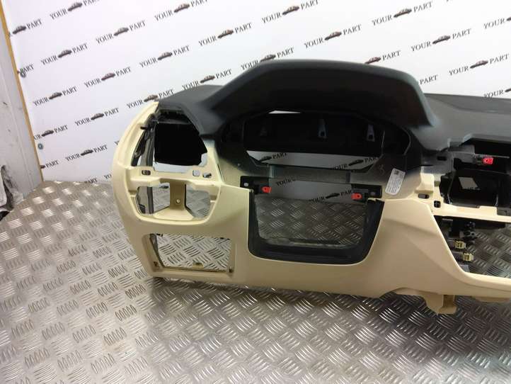 BMW X3 G01 (2018 - )  6721301 Панель