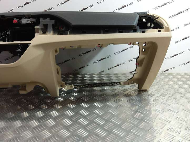 BMW X3 G01 (2018 - )  6721301 Панель