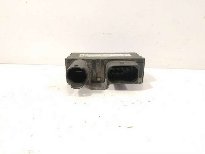 Mercedes-Benz A W169 (2004 - 2012)  A6401530479 Реле подогрева свеч