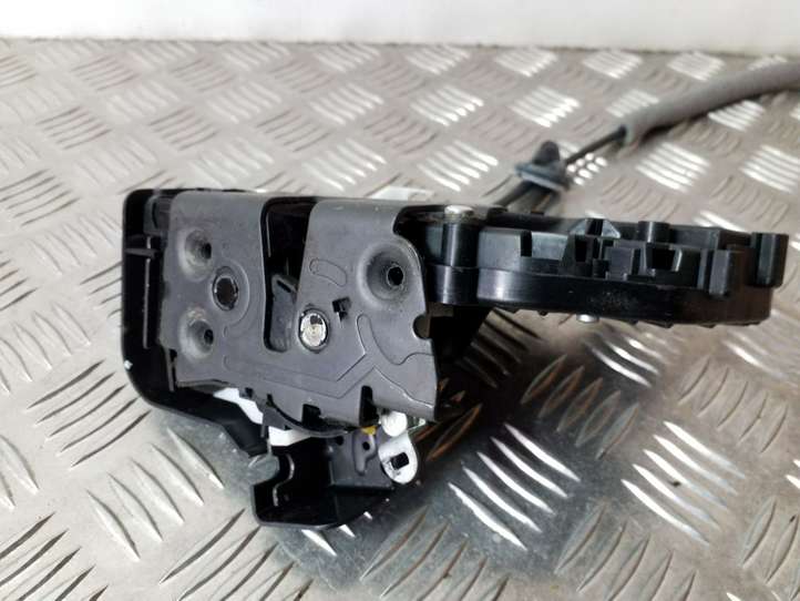 Volvo XC60 (2008 - 2013)  30799326 Замок задней двери