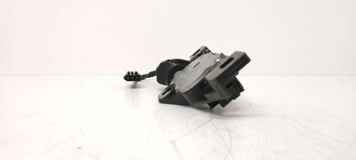 BMW 7 E65 E66 (2001 - 2008)  7014872 Замок задней крышки