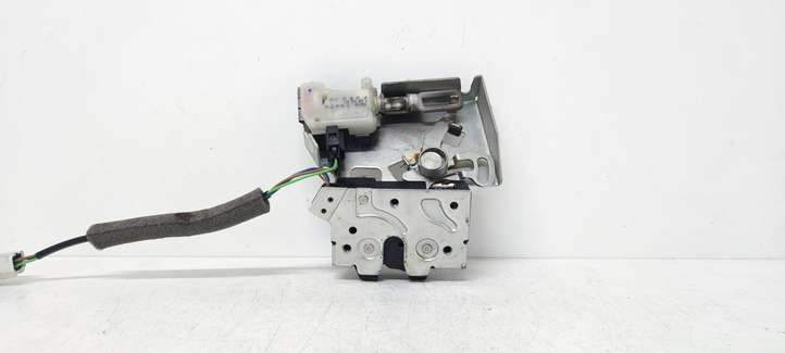 Ford Mondeo Mk III (2000 - 2007)  A43102AB Замок задней крышки
