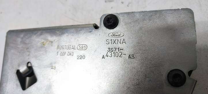 Ford Mondeo Mk III (2000 - 2007)  A43102AB Замок задней крышки