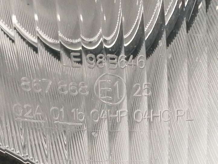 Mercedes-Benz C W203 (2000 - 2007)  A2038200261 Передняя фара