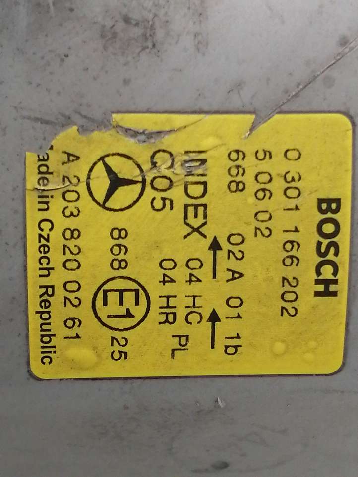 Mercedes-Benz C W203 (2000 - 2007)  A2038200261 Передняя фара