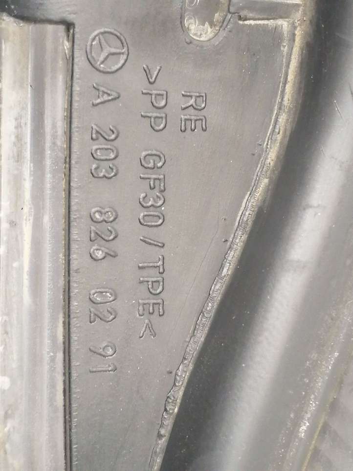 Mercedes-Benz C W203 (2000 - 2007)  A2038200261 Передняя фара