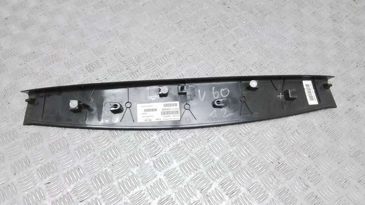 Volvo V60 (2010 - 2013)  39804575 Верхняя отделка (у окна)