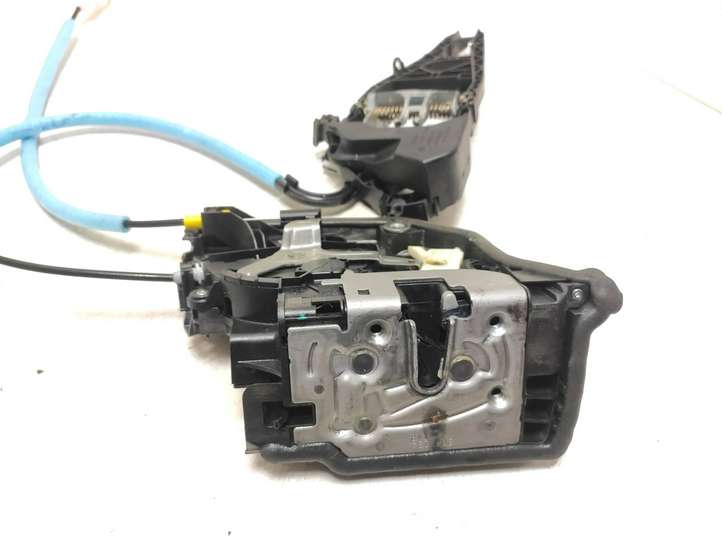 BMW X5 F15 (2013 - 2017)  7362786 Замок задней двери