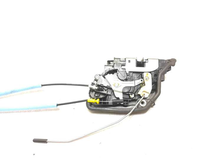 BMW X5 F15 (2013 - 2017)  7362785 Замок задней двери