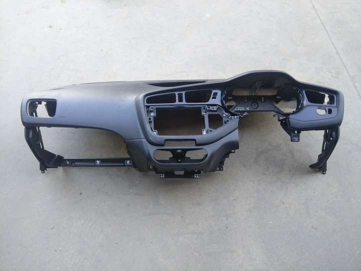 Kia Ceed (2015 - 2018)   Панель