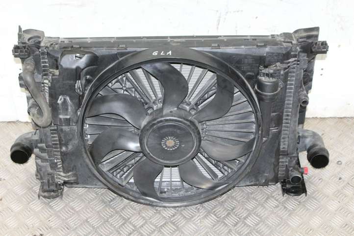 Mercedes-Benz GLA W156 (2013 - 2017)  A2465000900 Комплект радиаторов