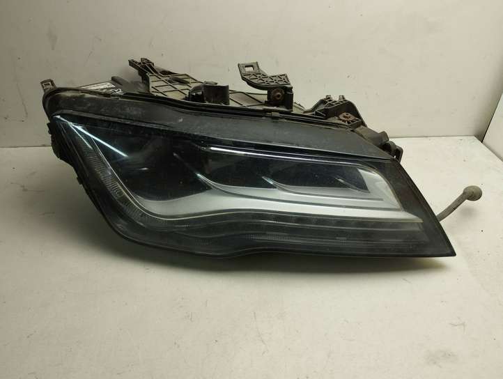 Audi A7 (2010 - 2014)  4G8941034B Передняя фара