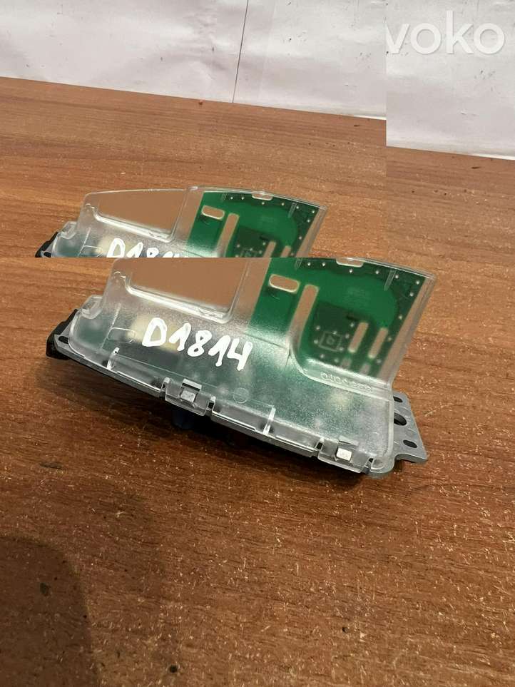 BMW X5 E70 (2006 - 2013)  695070405 Антенна (антенна GPS)
