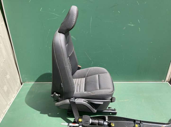 Volvo V50 (2008 - 2012)  31263791 Передняя звукоизоляция